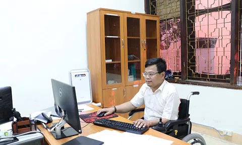 Người công nhân khuyết tật Vũ Thanh Hồng tấm gương vượt lên số phận
