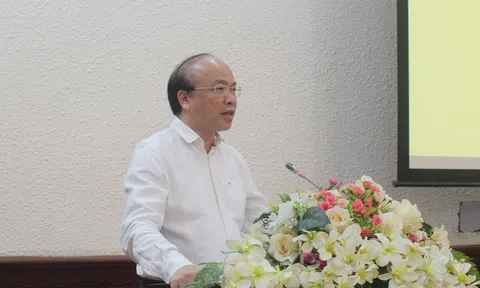 Đề nghị xây dựng Nghị quyết Trung ương về công tác xây dựng và tổ chức thi hành pháp luật