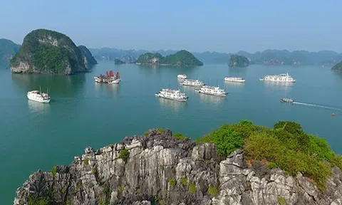 Những điểm đến hấp dẫn nào gần Vân Đồn?