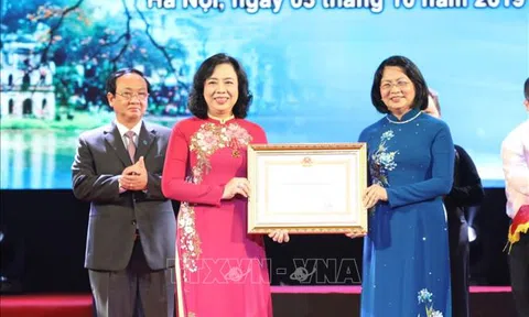 Hà Nội vinh danh 10 công dân Thủ đô ưu tú 2019