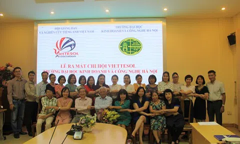 Khoa Ngôn ngữ Anh Trường ĐH Kinh doanh và Công nghệ Hà Nội chính thức trở thành thành viên của Phân hội Nghiên cứu và Giảng dạy tiếng Anh (VietTESOL)