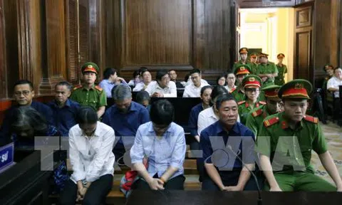 Xét xử bị cáo Hứa Thị Phấn cùng 5 đồng phạm trong giai đoạn 2 của vụ án Ngân hàng Đại Tín