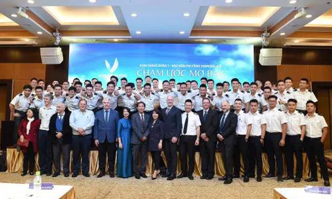 Vinpearl Air khai giảng khóa đào tạo 180 phi công đầu tiên