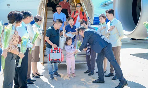Ấn tượng hạng thương gia trên chuyến bay đầu tiên bằng máy bay thân rộng Boeing 787-9 Dreamliner của Bamboo Airways