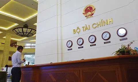 Cảnh báo rủi ro, Bộ Tài chính tính siết lại đòn bẩy trái phiếu doanh nghiệp