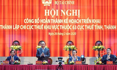 Thủ tướng: Ngành thuế cần biện pháp mạnh dẹp bỏ sự thờ ơ với người dân, DN