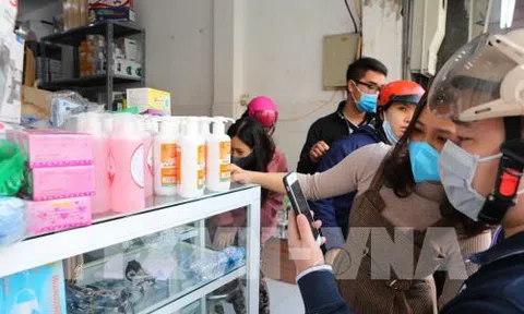 Kinh nghiệm kiểm soát giá cả trong dịch bệnh bằng pháp luật