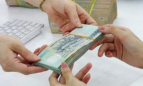 Sắp tăng lương loạt đối tượng
