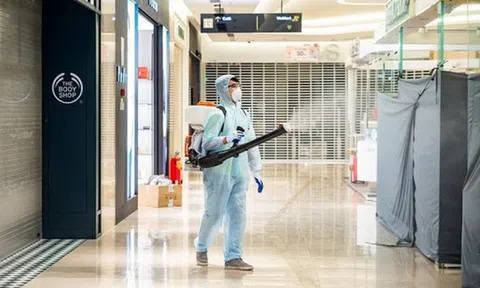 Vingroup tiếp tục tài trợ 100 tỉ đồng mua thiết bị phòng chống dịch COVID-19