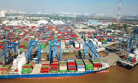Trách nhiệm pháp lý khi vi phạm hợp đồng thương mại