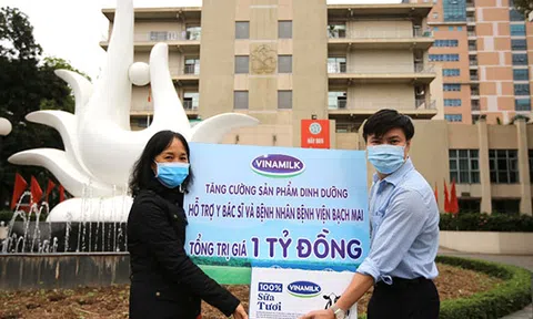 Vinamilk hỗ trợ 1 tỷ đồng tăng cường sản phẩm dinh dưỡng cho các y bác sỹ và bệnh viện Bạch Mai