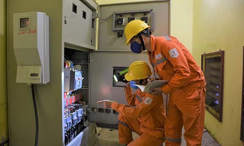 EVNHANOI thầm lặng giữ sáng nguồn điện Thủ đô