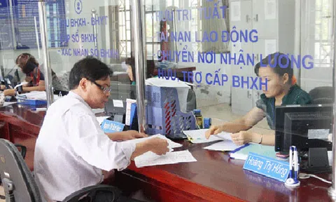 Sắp tới, điều kiện hưởng lương hưu của người đóng đồng thời BHXH bắt buộc và tự nguyện có gì mới?