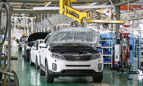 THACO xuất khẩu xe du lịch KIA đạt chuẩn toàn cầu