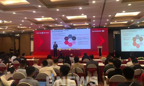 Tập trung vào bất động sản, Techcombank sẽ ảnh hưởng ra sao nếu thị trường đóng băng?