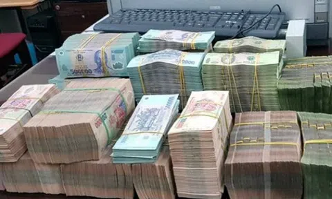 Nghịch lý doanh nghiệp “khát” vốn, ngân hàng lại thừa tiền