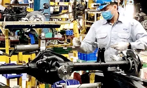 Chính sách mới chưa thật sự ưu đãi cho sản xuất ô tô trong nước