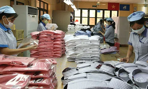 Xuất nhập khẩu những tháng cuối năm: Thách thức và cơ hội