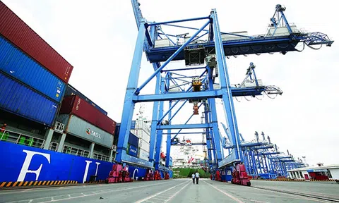 Kinh tế Việt Nam tiếp tục đối mặt nhiều thách thức