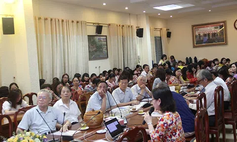 Tọa đàm về giảng dạy trực tuyến: Thuận lợi, khó khăn và giải pháp
