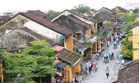 Khẩn trương cứu doanh nghiệp du lịch