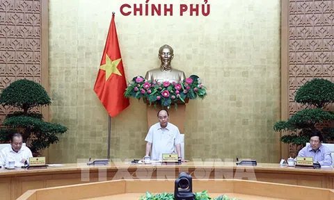 Thủ tướng: Đẩy nhanh việc cấp thị thực cho chuyên gia, nhà đầu tư nước ngoài vào Việt Nam
