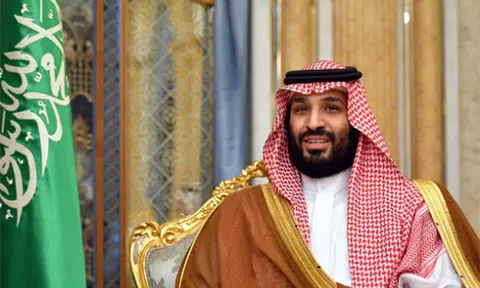 Gia tài kếch xù của Thái tử Arab Saudi và cuộc sống xa hoa "tiêu tiền như nước"