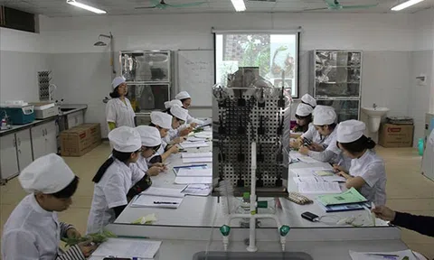 Đại học Kinh doanh và Công nghệ Hà Nội: Nguồn "cung" nhân lực chất lượng