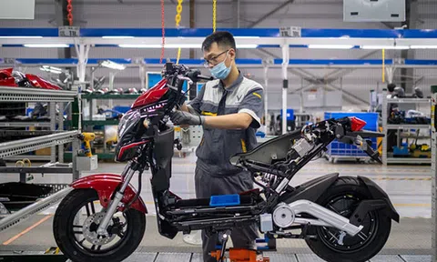 Báo Mỹ nói về giấc mơ của ông Phạm Nhật Vượng với xe điện: Bỏ ra 3,5 tỷ USD, chấp nhận nhiều năm thua lỗ để tạo ra 'cuộc cách mạng'