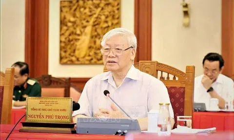 Tổng Bí thư, Chủ tịch nước mong lực lượng Công an luôn kiên quyết đấu tranh phòng chống tham nhũng, làm trong sạch bộ máy nhà nước