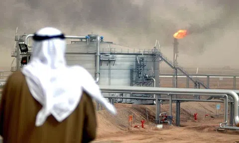 Kuwait, một trong những nước giàu nhất thế giới, sắp cạn tiền mặt trong vài tháng tới