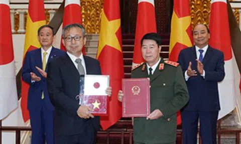 Việt Nam, Nhật Bản trao đổi 12 văn kiện hợp tác trị giá gần 4 tỷ USD