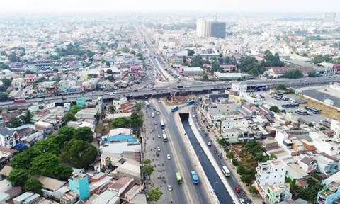 Dậy sóng căn hộ vùng ven TP.HCM