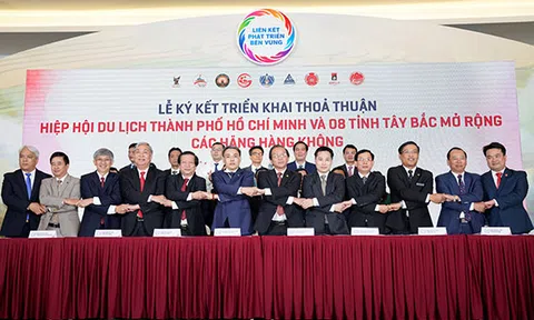 Vietjet cùng TP.HCM liên kết phát triển các vùng du lịch nổi bật khắp Việt Nam