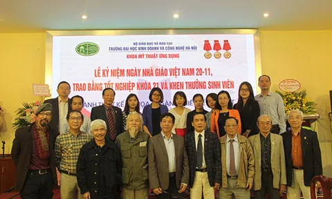 Lễ kỷ niệm ngày nhà giáo Việt Nam, trao bằng tốt nghiệp k21 và khen thưởng sinh viên khoa mỹ thuật ứng dụng
