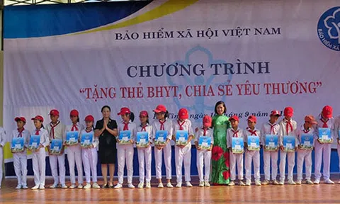 Ngành BHXH Việt Nam: Chung tay vì người nghèo, lan tỏa chính sách an sinh xã hội tới toàn dân