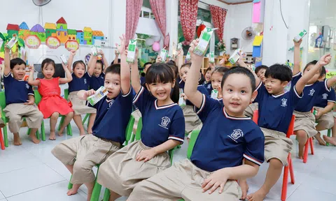 9 tháng đầu năm, Vinamilk hoàn thành 76% kế hoạch doanh thu, giá cổ phiếu ghi nhận mức tăng 14% tính từ đầu năm