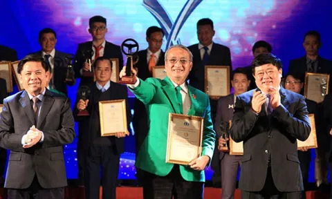 Tôn vinh 50 tài xế và 17 tập thể đoạt giải thưởng "Vô lăng vàng" năm 2020