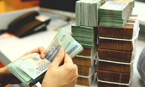 Công an Hà Nội triệt phá đường dây chuyển 30.000 tỉ đồng ra nước ngoài