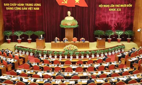 Tiếp thu ý kiến, hoàn chỉnh các dự thảo văn kiện trình Đại hội XIII của Đảng