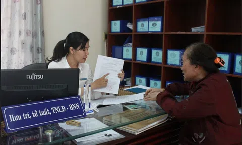 Điều kiện người lao động tham gia BHXH hưởng trợ cấp tuất hàng tháng