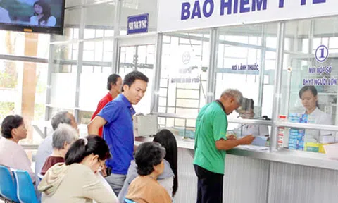 Trình tự, thủ tục cấp lại thẻ Bảo hiểm y tế bị mất và quyền lợi khám chữa bệnh