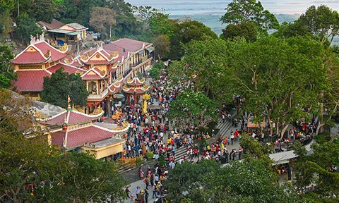 Sun World BaDen Mountain giảm giá khủng trong 3 ngày mừng sinh nhật 1 tuổi