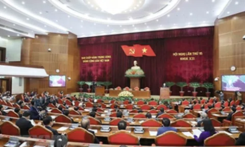 Nhìn lại nhiệm kỳ XII: Đột phá trong công tác cán bộ