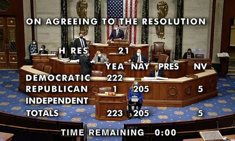Hạ viện Mỹ thông qua nghị quyết về việc bãi nhiệm ông Trump