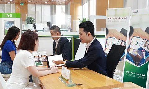 Vietcombank phân phối độc quyền sản phẩm bảo hiểm liên kết đầu tư “FWD Nâng tầm vị thế”