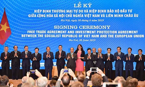 Nền kinh tế Việt Nam năm 2021 cần tranh thủ những yếu tố ngoại lực nào để đạt mục tiêu tăng trưởng dương?