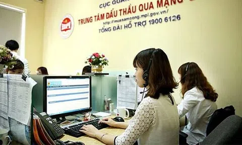 Chào hàng cạnh tranh có phải đấu thầu qua mạng?