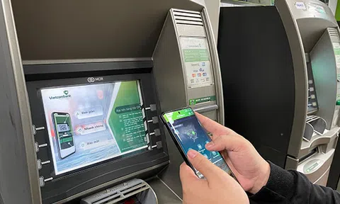 Giao dịch thông minh với dịch vụ rút tiền mặt bằng mã QR tại Vietcombank