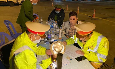 Cảnh sát giao thông toàn quốc mở đợt cao điểm xử lý nghiêm các hành vi, vi phạm trật tự an toàn giao thông trong dịp lễ 30-4, 1-5.